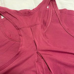 Lulu women’s tank size 8